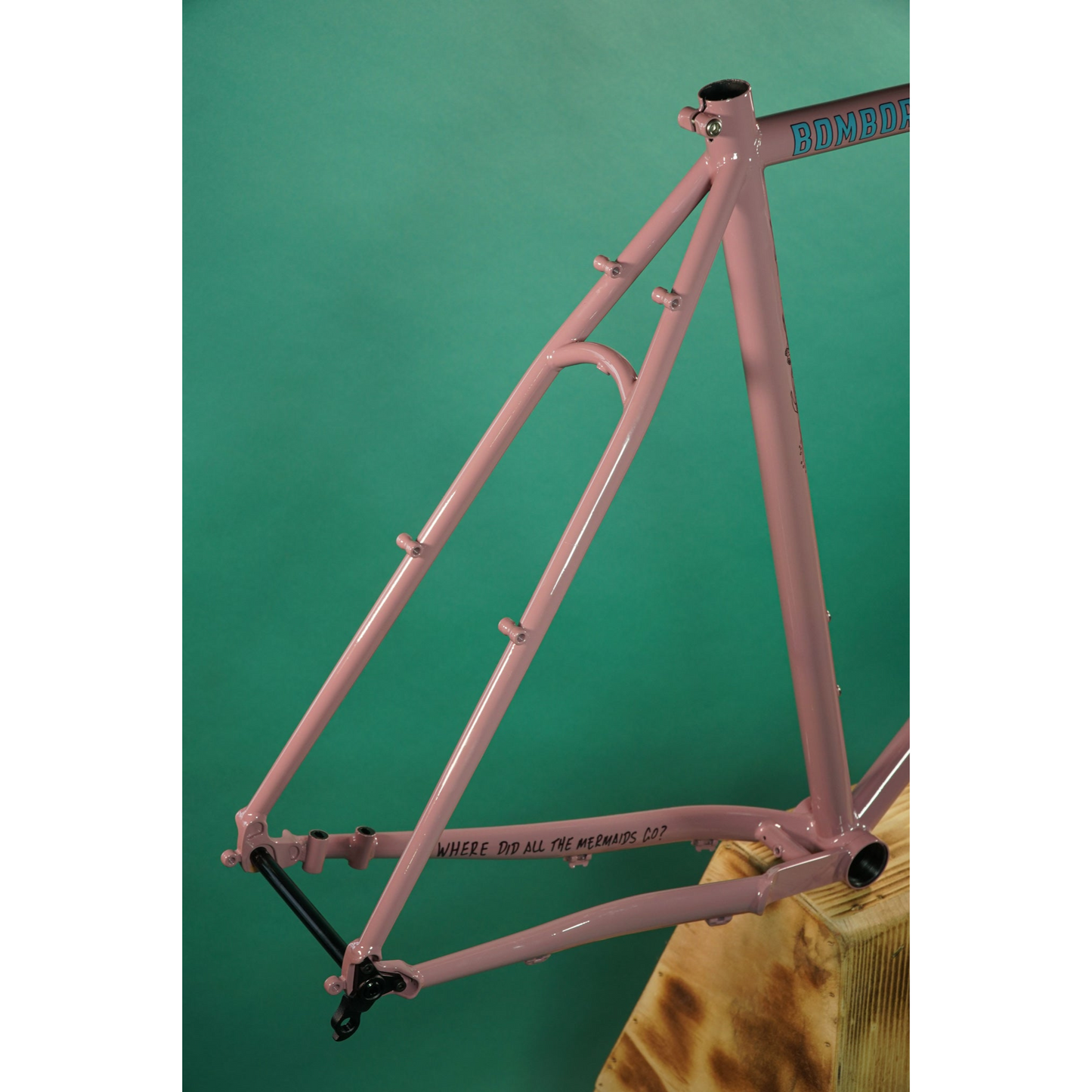 Crust Bombora Chromoly Gravel Frameset rear triangle in pastel violet colour