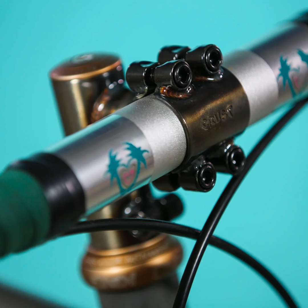 Face-Off Stem