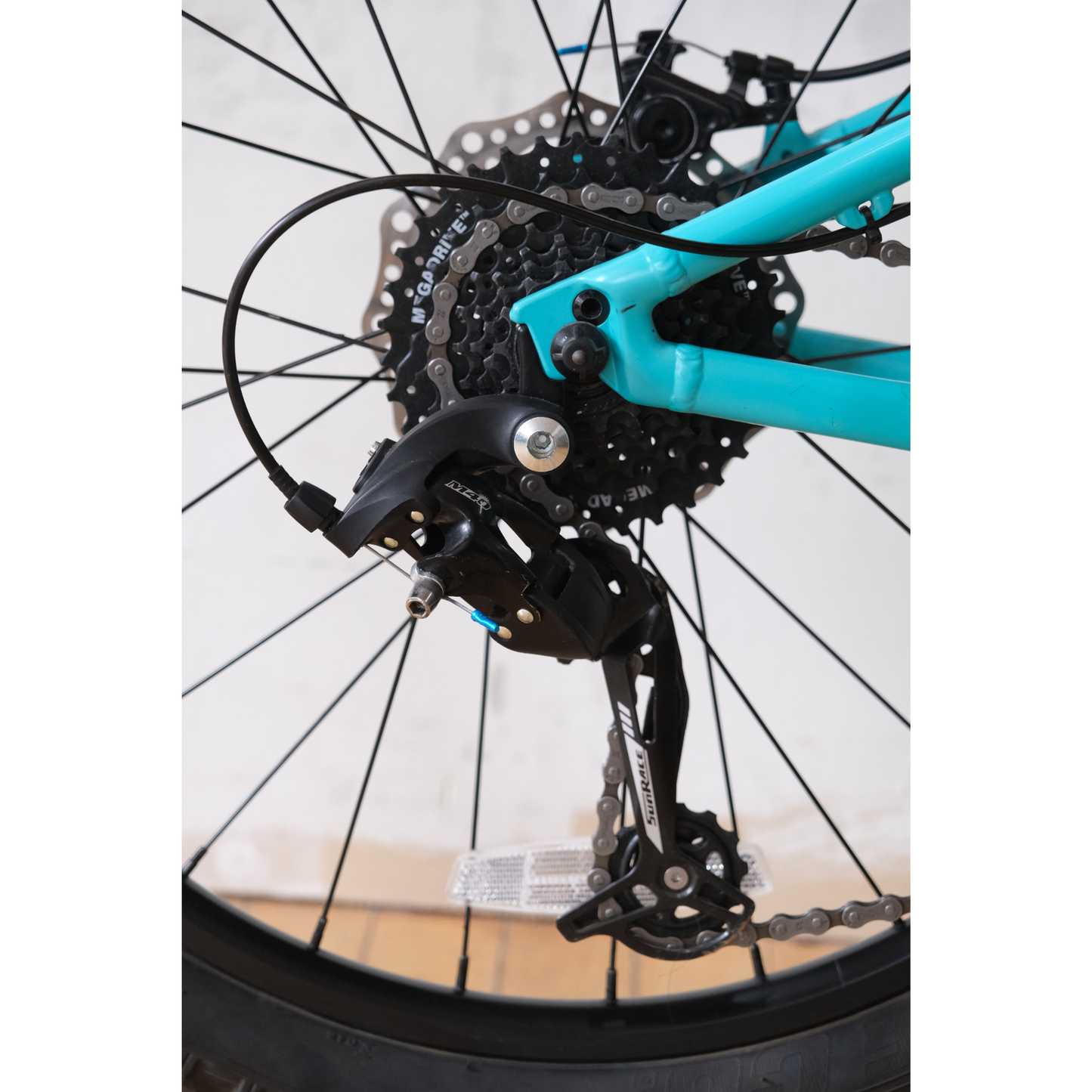 Norco Storm Disc 24 Teal cassette view