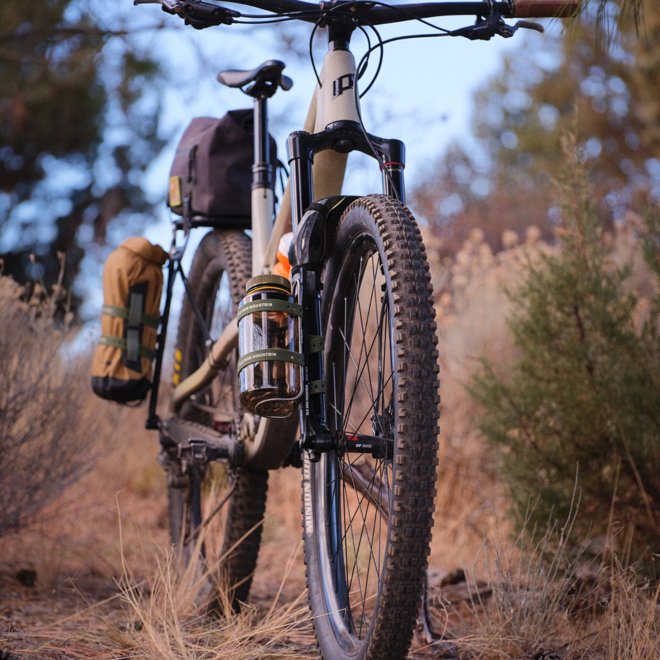 Axle Pack