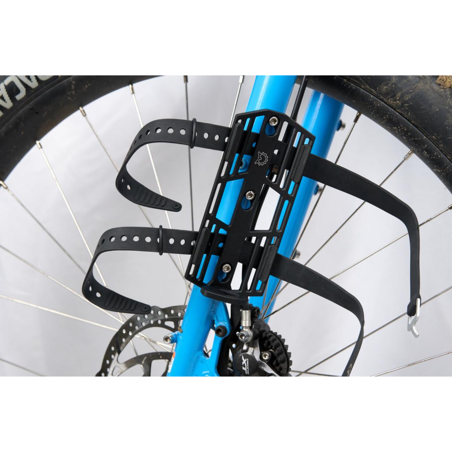 Revelate Designs Tarsier Cage mounted on bike fork