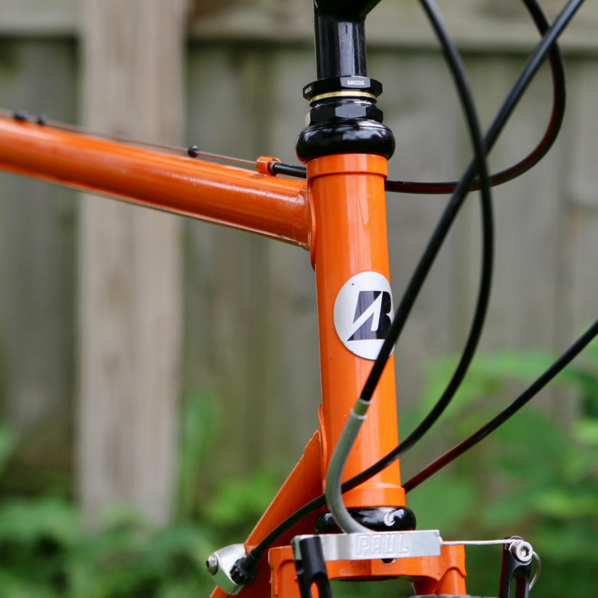 Wilde × Cane Creek 110 ZN 1″ Threaded black Headset installed on bike