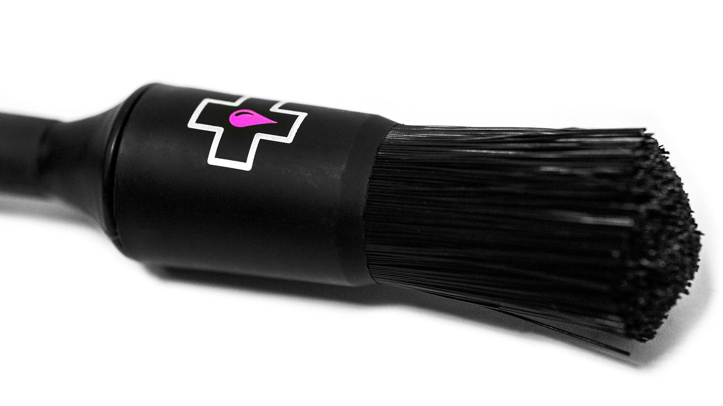 Drivetrain Detailer Brush