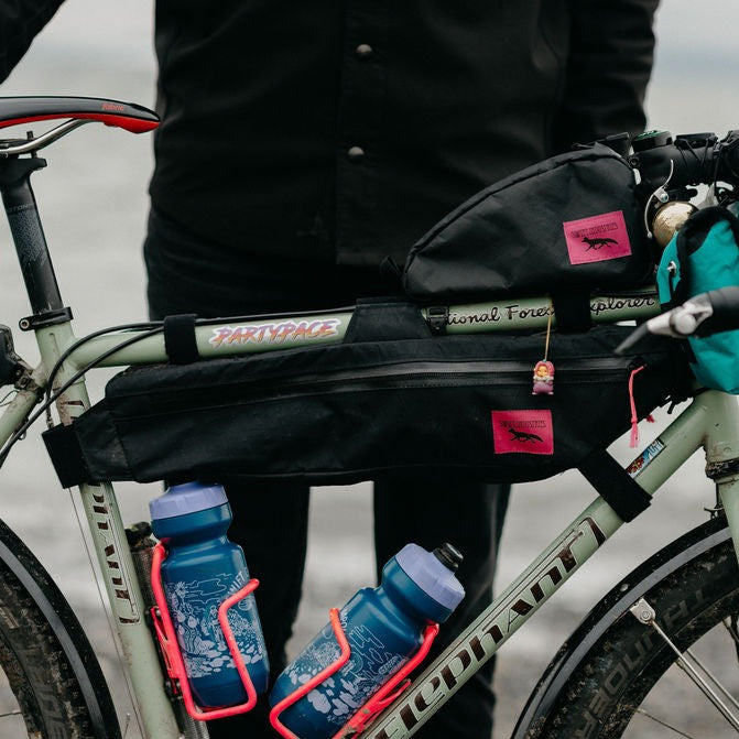 Hold Fast Half Frame Bag