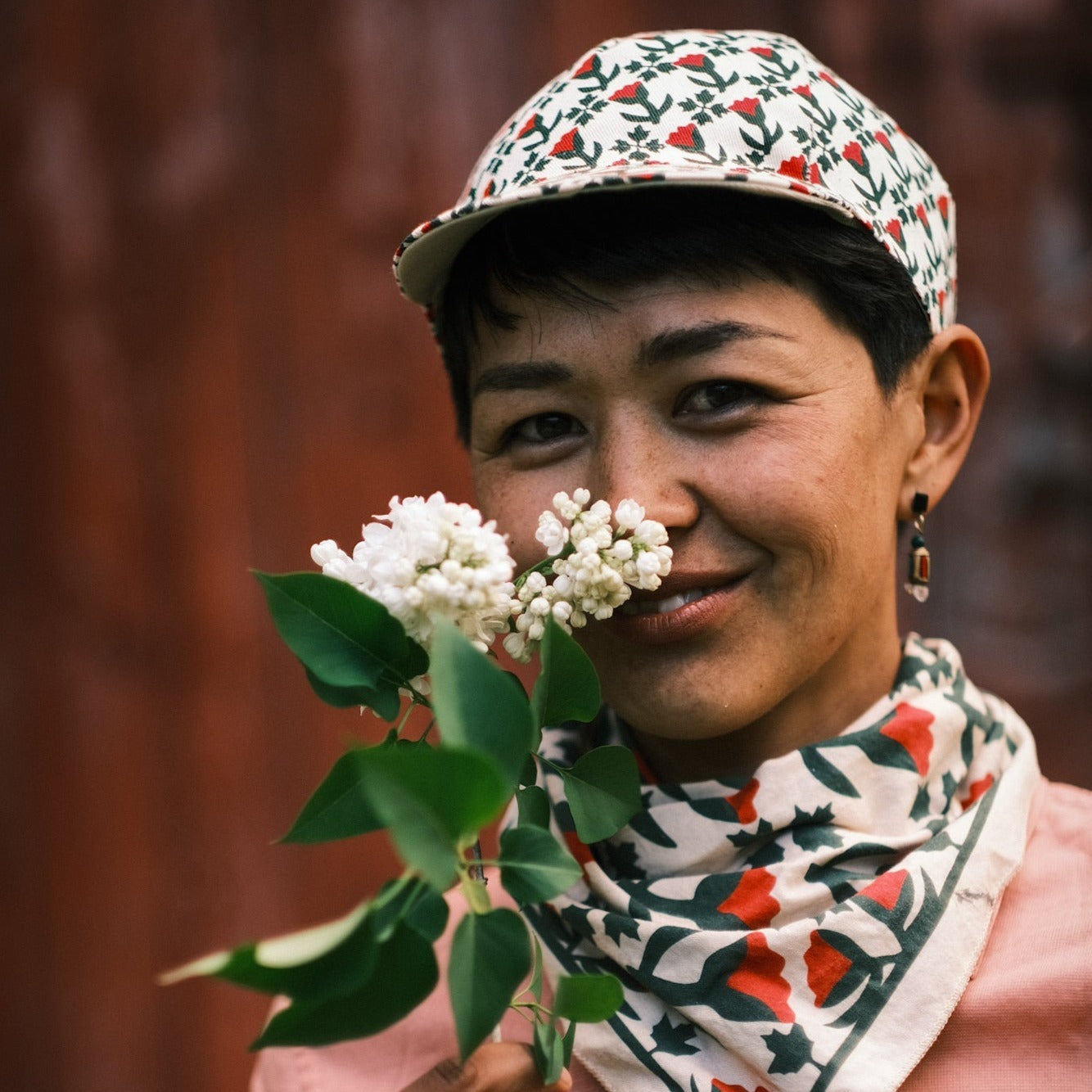 LaRon's Tulips and Holly Cap