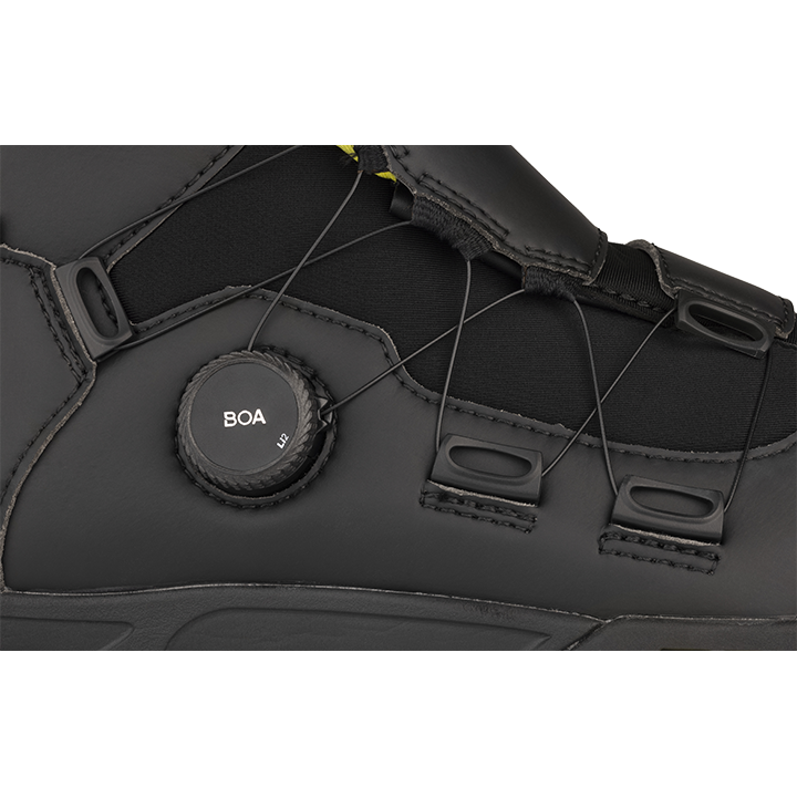 Ragnarok BOA boot black BOA dial view