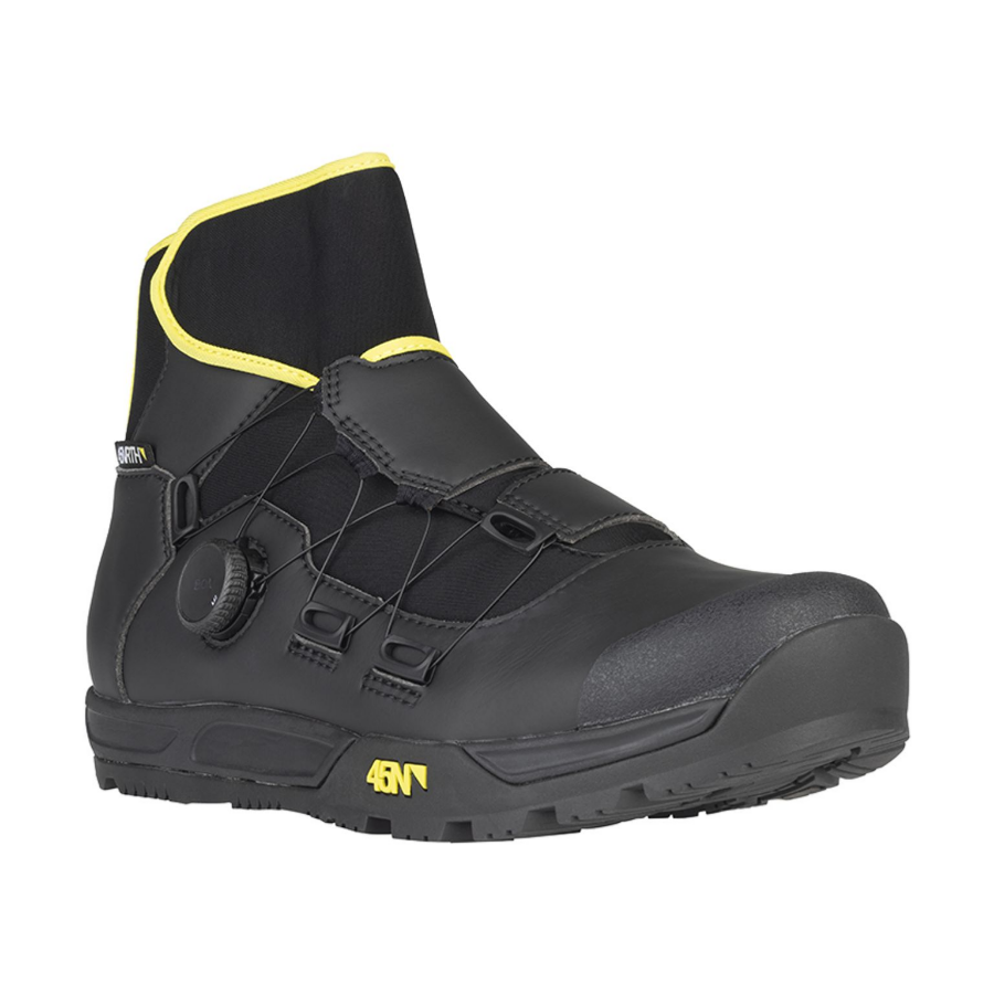 Ragnarok BOA boot black front right view