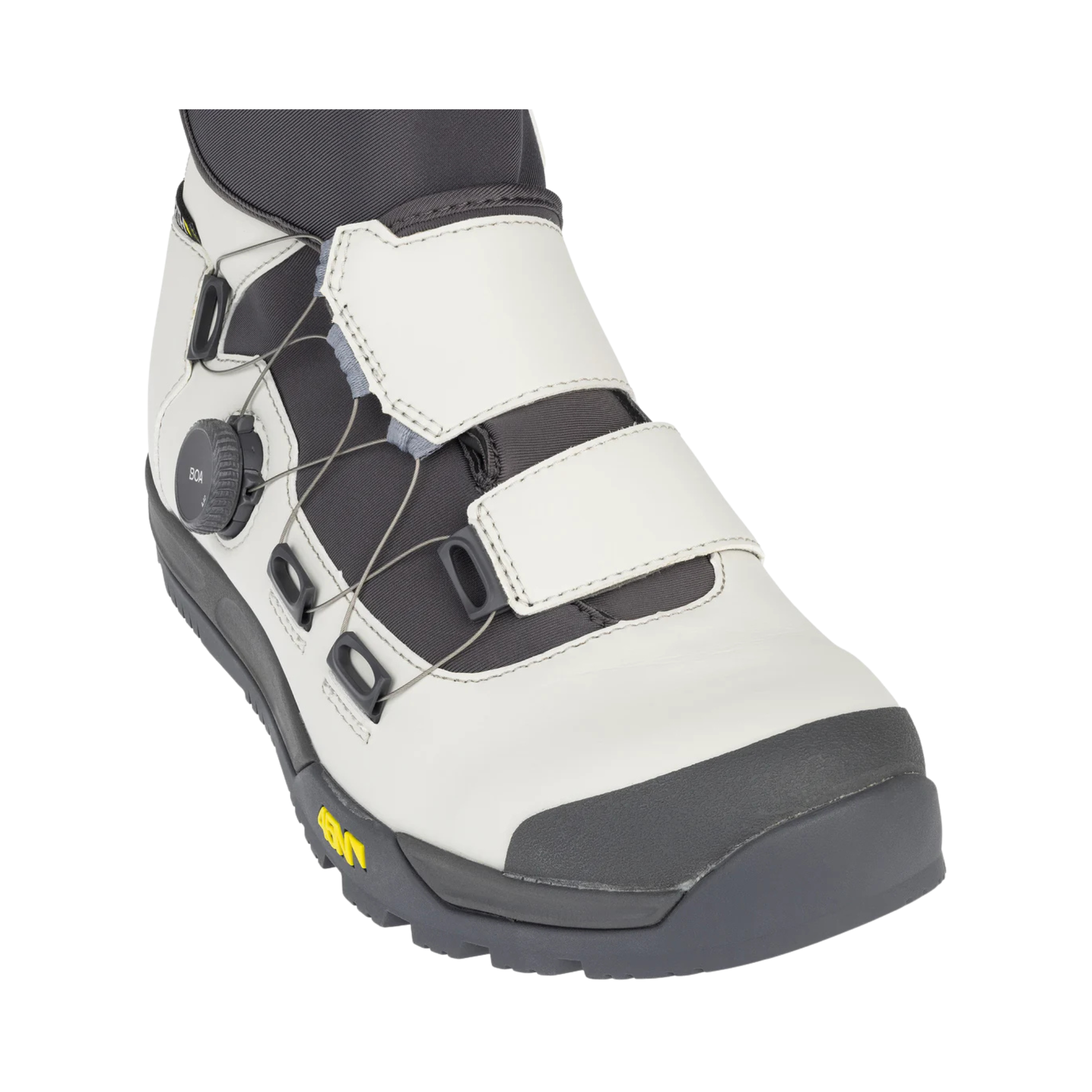 Ragnarok BOA boot grey front right view