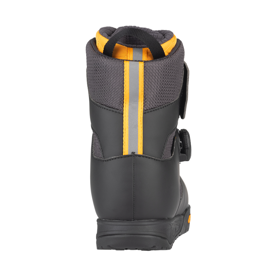 45NRTH Wolvhammer BOA boot black back view