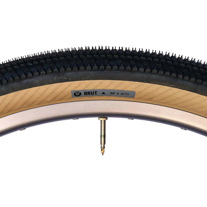 Ultradynamico Brut JFF tan wall tubeless ready tire for gravel riding and racing