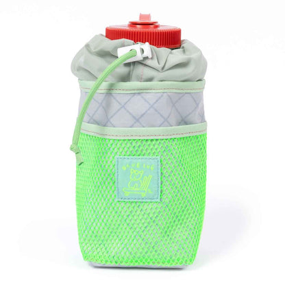 Blue Lug Stem Pouch in Light Grey and Mesh Green Ecopak fabric. Made in Japan bicycle feedbag, now available in Toronto, Canada. Designed for storing essentials on the bike.