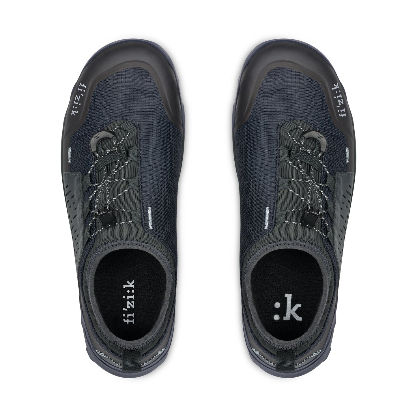 Fizik Ergolace 2 clipless off road cycling shoe dark blue pair top view