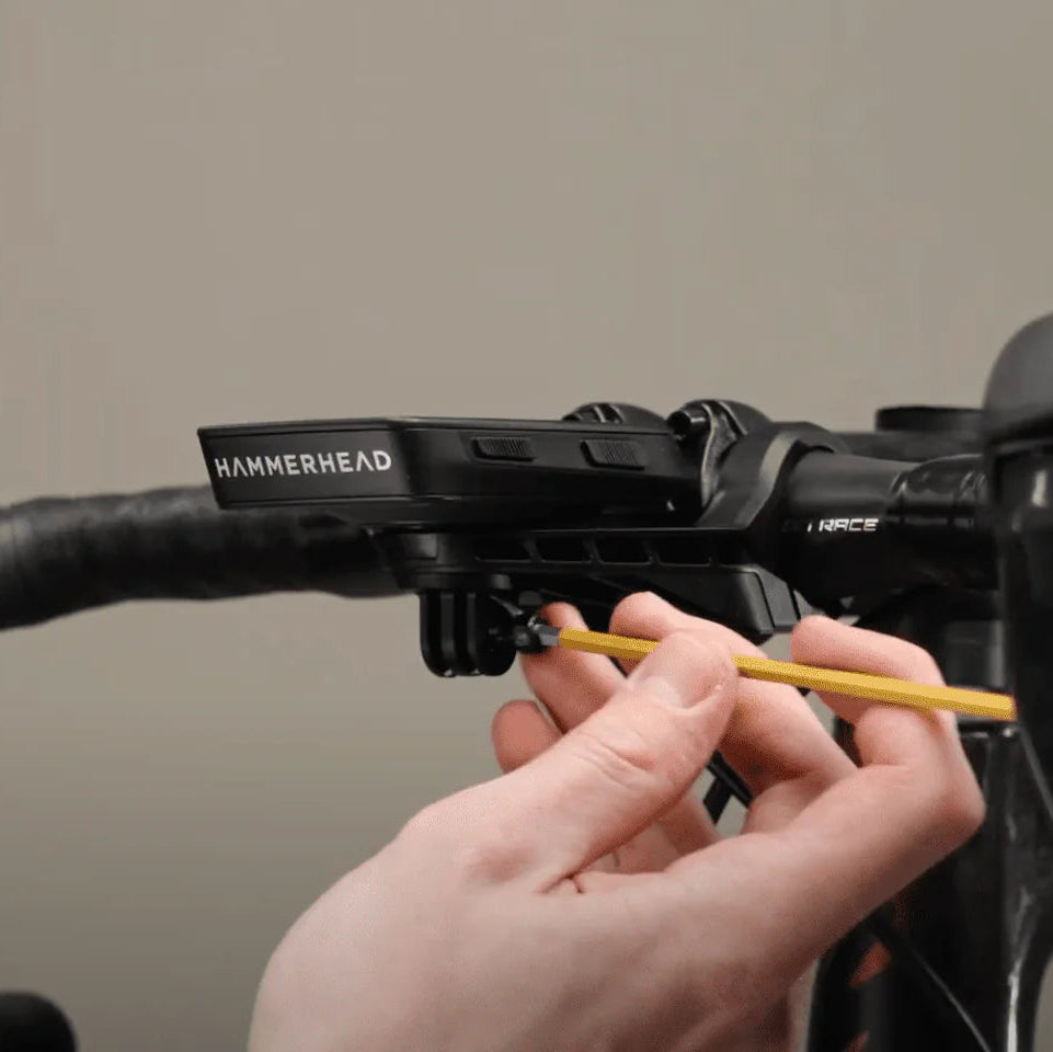 Hammerhead Karoo accessory adapter installed under mount