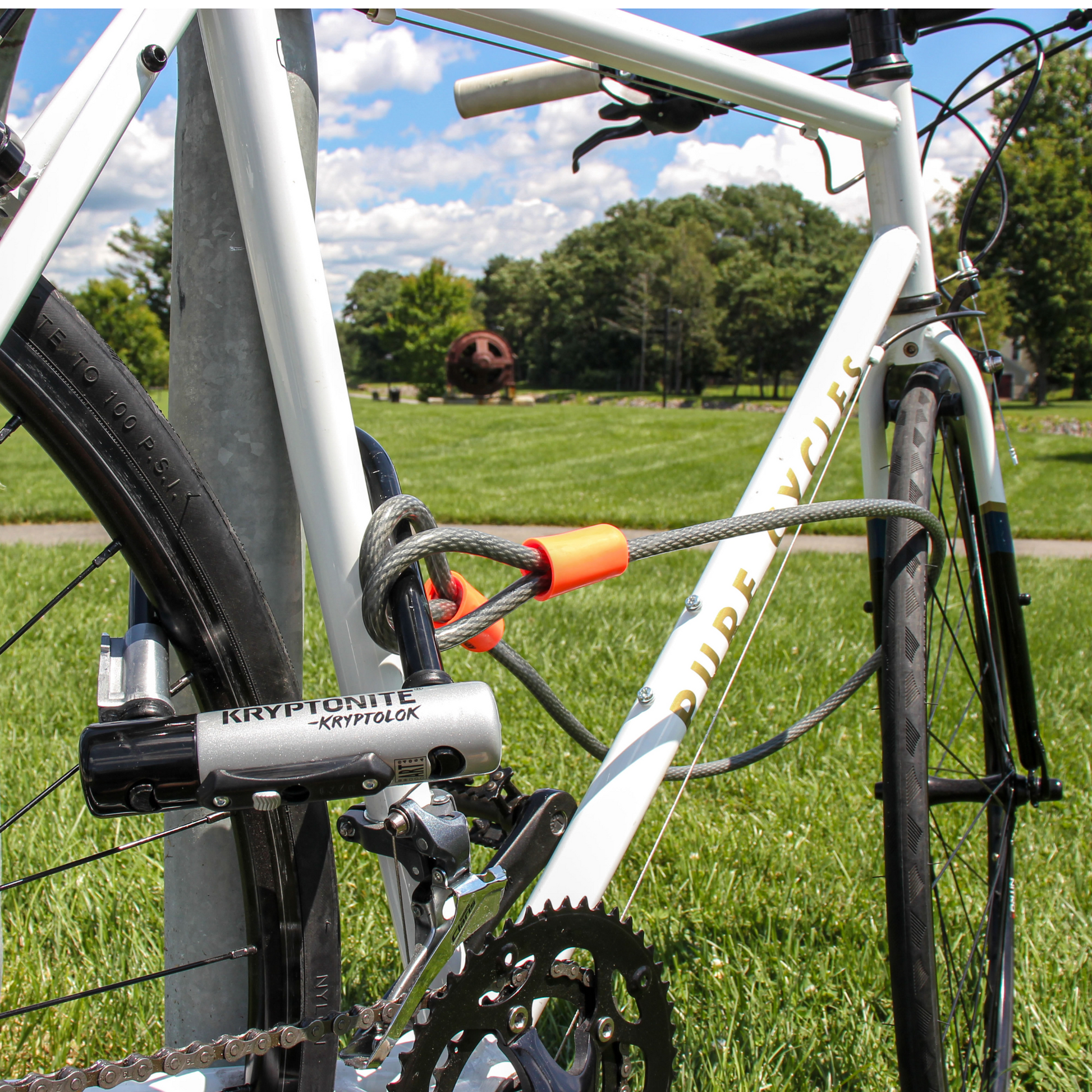 Kryptonite KryptoLok Mini‑7 U‑Lock with 4 ft KryptoFlex cable locking bike up