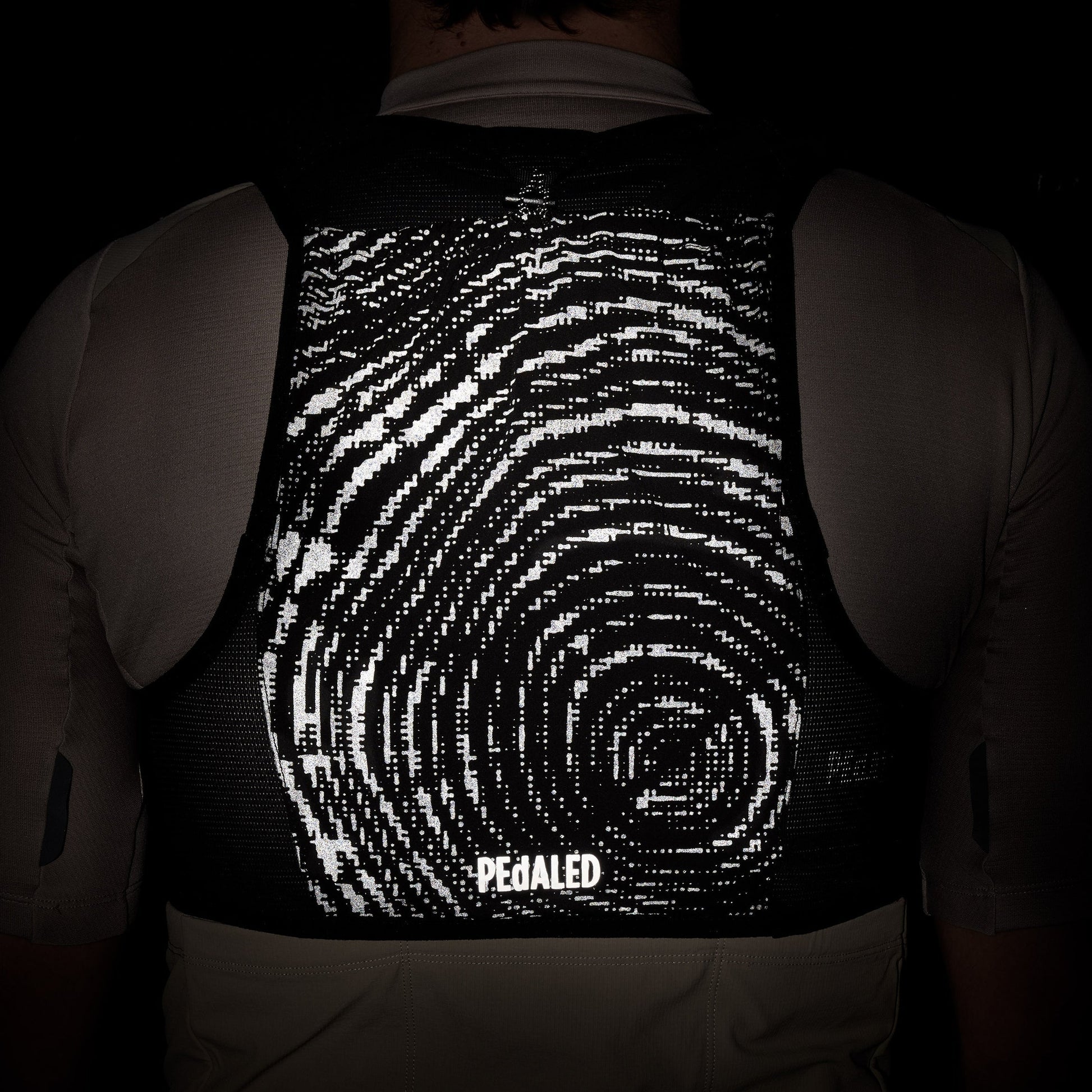 pedaled vest PeDaLED Men's Odyssey Hydrovest