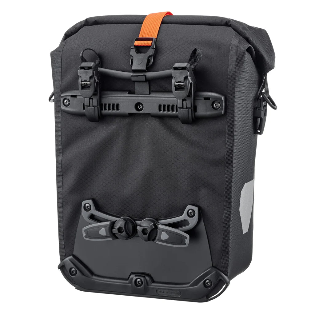 Ortlieb Gravel Pack QL2.2 panniers Black Matt back view