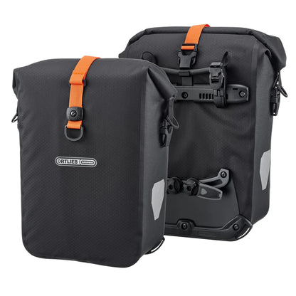 Ortlieb Gravel Pack QL2.2 panniers Black Matt Next to each other