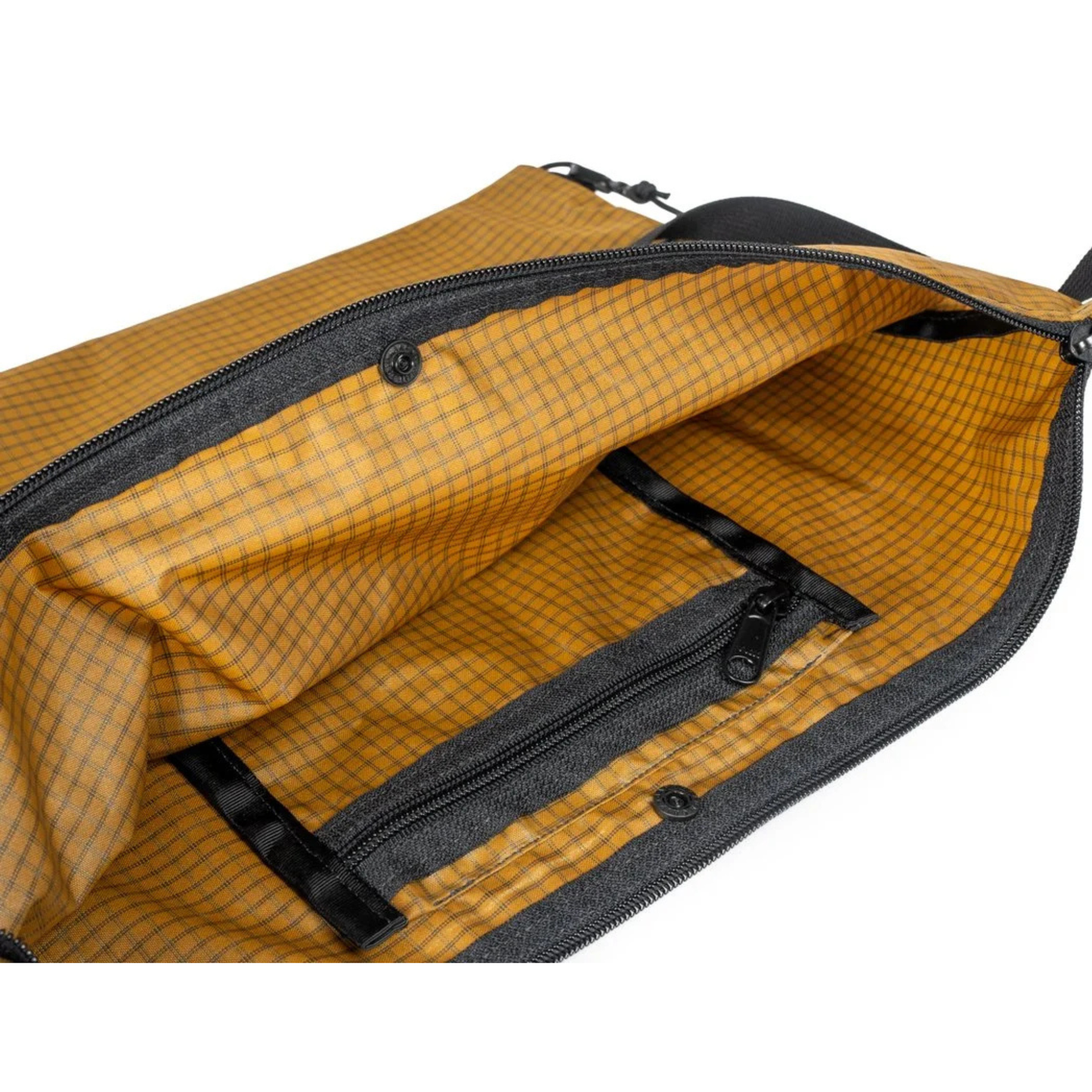 Outer Shell musette bag opened zipper detail view