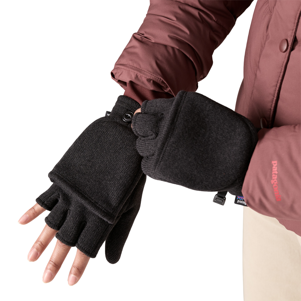 Patagonia Better Sweater convertible fleece gloves made from recycled polyester sweater-knit fabric with fold-back mitten covers and button closures.