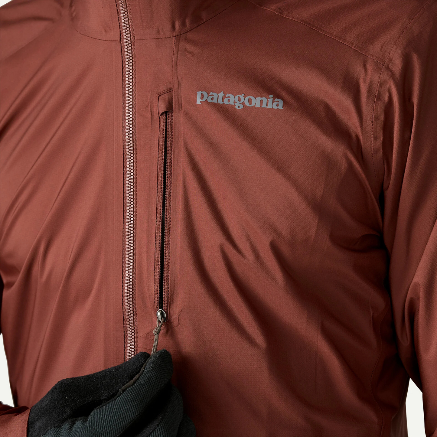 Patagonia Men’s Trail Craft Mountain Bike Jacket in Dried Vanilla front pocket detail