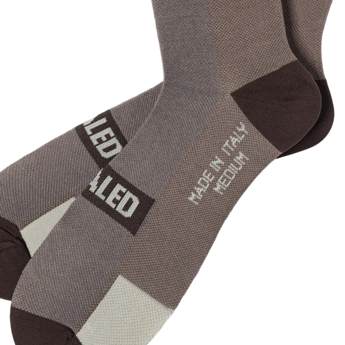 PEdALED Element PrimaLoft insulated winter cycling socks featuring a warm wool-blend construction and moisture-wicking, quick-drying fibres.