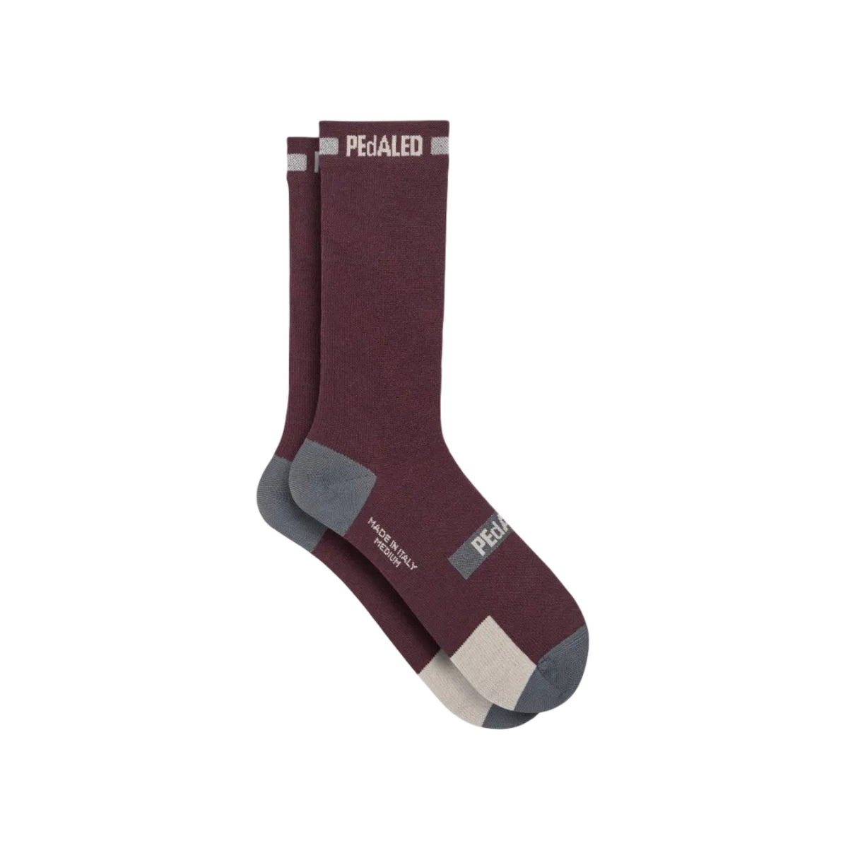 PEdALED Odyssey Merino Reflective unisex cycling socks featuring midweight wool-blend construction, light cushioning and reflective details.