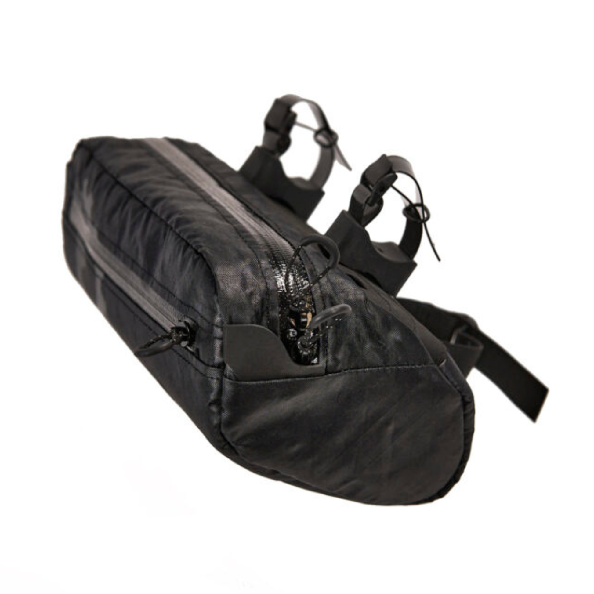 Revelate Designs Campamocha handlebar bag left side zipper close up 