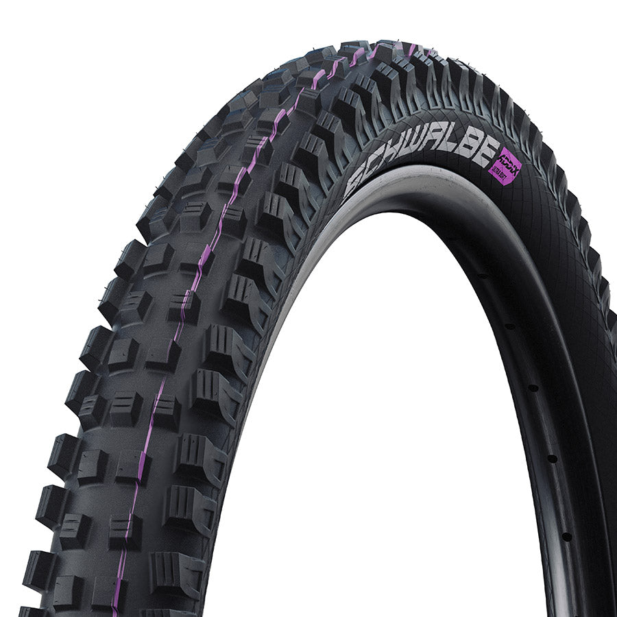 Schwalbe Magic Mary Radial 29 x 2.50 tread pattern closeup