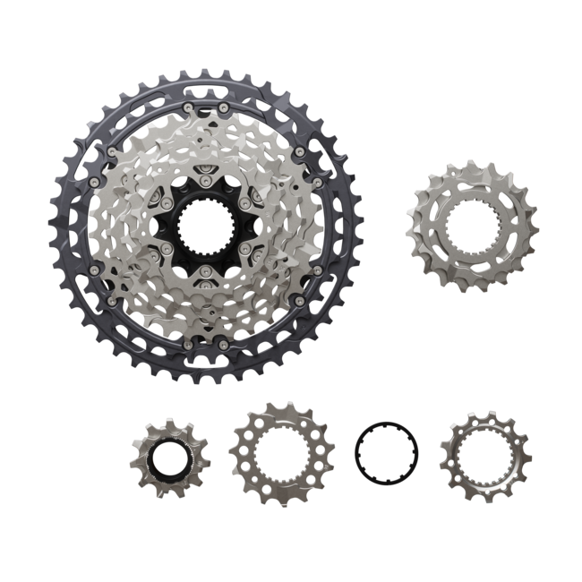 Shimano Deore XT CS-M8200-12 cassette disassembled 