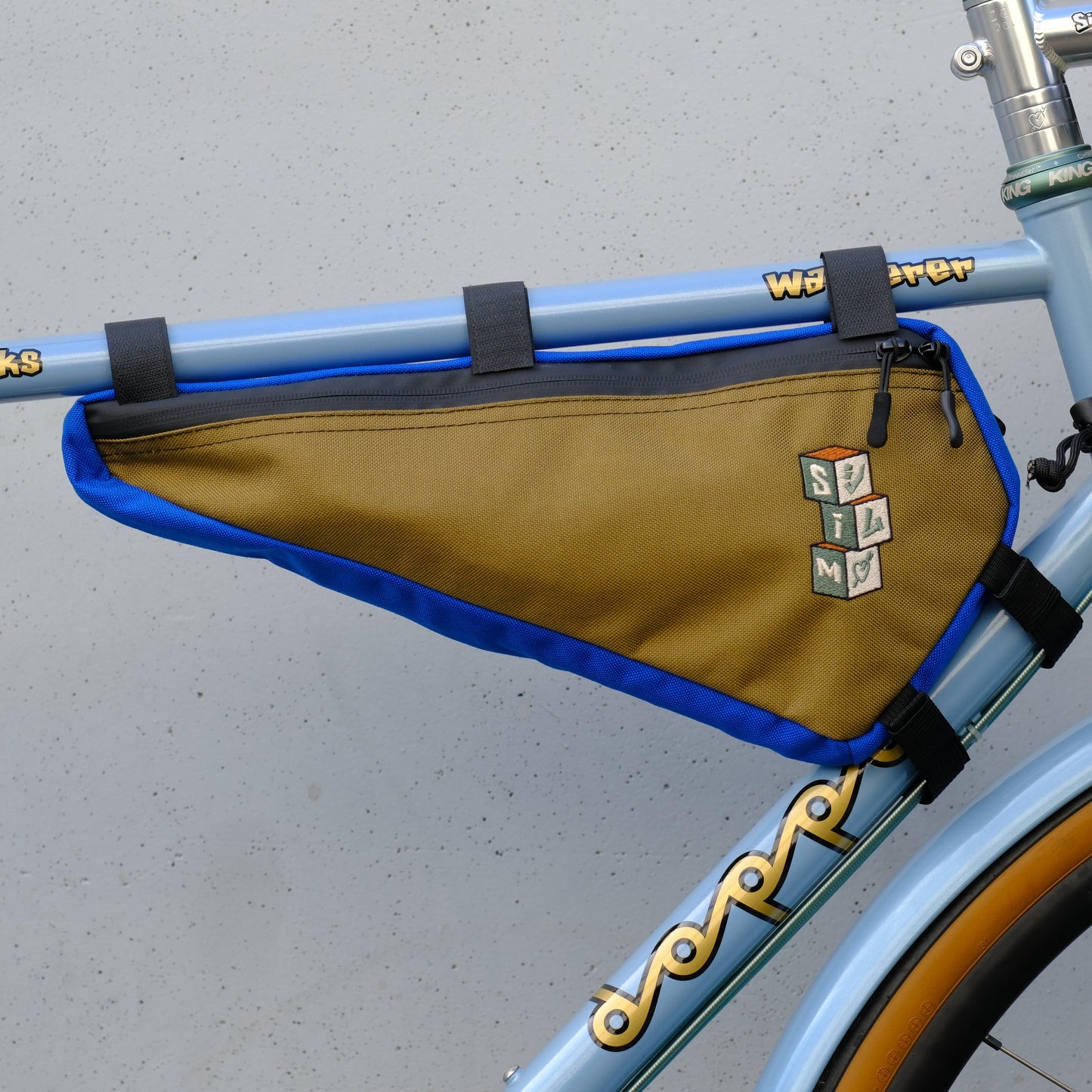 SimWorks Origami 2.2L frame bag in CORDURA nylon, with two storage pockets and secure strap mounting for long days on road, gravel or singletrack.
