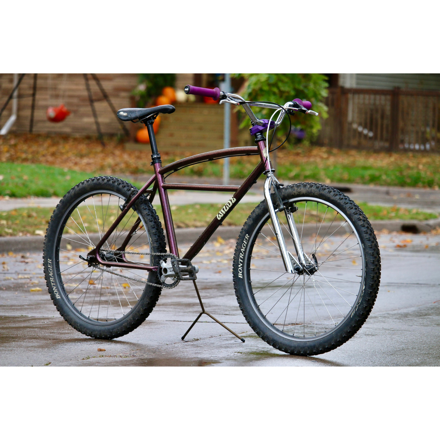 Wilde Moto Cruiser steel frameset with matching fork and Moto Cruiser handlebar
profile