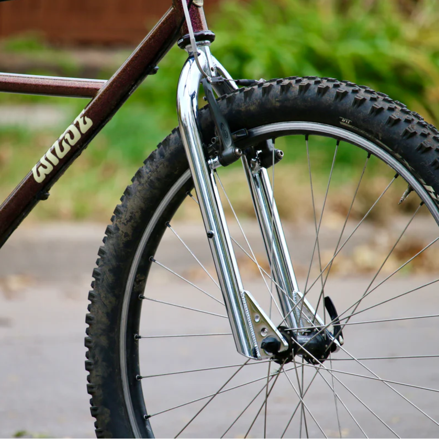 Wilde Moto Cruiser Fork, rigid steel mountain bike fork with mid-blade rack mounts, 26 × 2.5-inch tire clearance and 1-1/8-inch threadless steerer